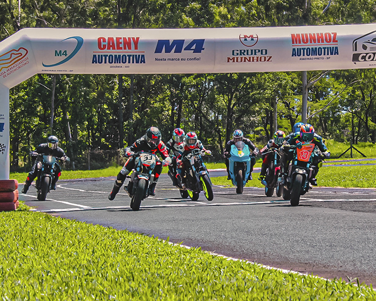 A corrida de motos mais perigosa do mundo