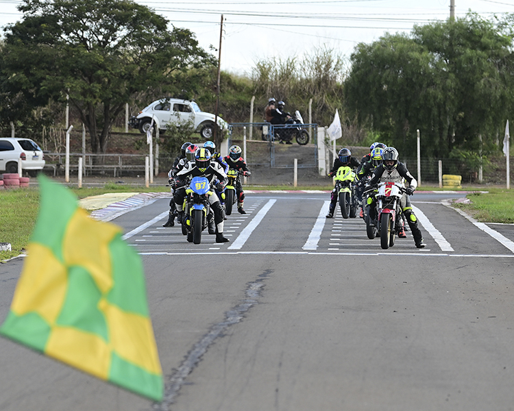 Limeira recebeu a 4ª etapa da Copa São Paulo de Motovelocidade em Kartódromo (Copa SP-MVK)